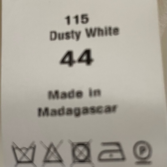 Chloe 100% Silk Dusty White Blouse with White applique - Picture 5 of 7